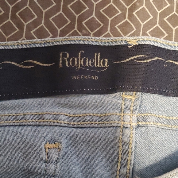 Plus Size (14) Cropped jeans 👖 Raffaello Weekend Style - Picture 2 of 4